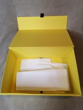 MYTHERESA Magnetic Empty Gift Box 35 cm x 23 cm x 12 cm
