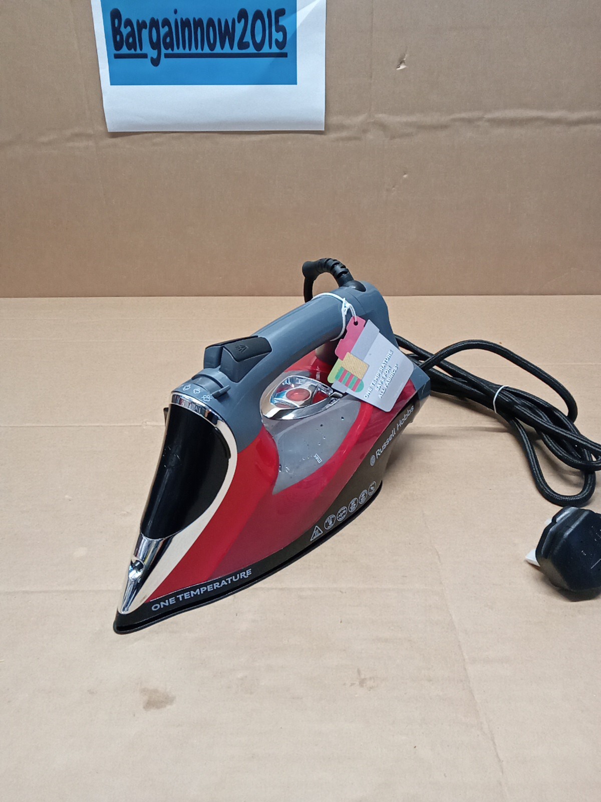 Russell Hobbs Steam Iron One Temperature Ironing 2600W Red Black 25090