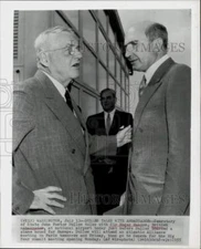 1955 Press Photo John Dulles and Roger Makins talk at Washington airport