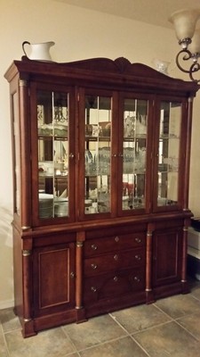 Lexington China Buffet Cabinet Ebay