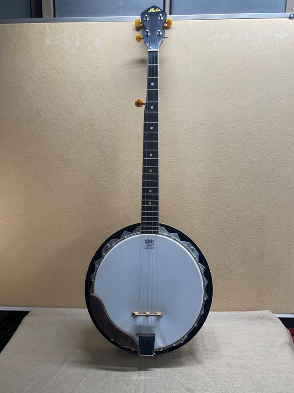 Iida Verso weatherking 5-String Banjo Tobacco good condition vintage have a case