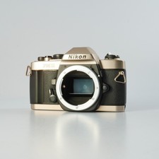 VERY GOOD Nikon FM10 MF Film SLR Camera
