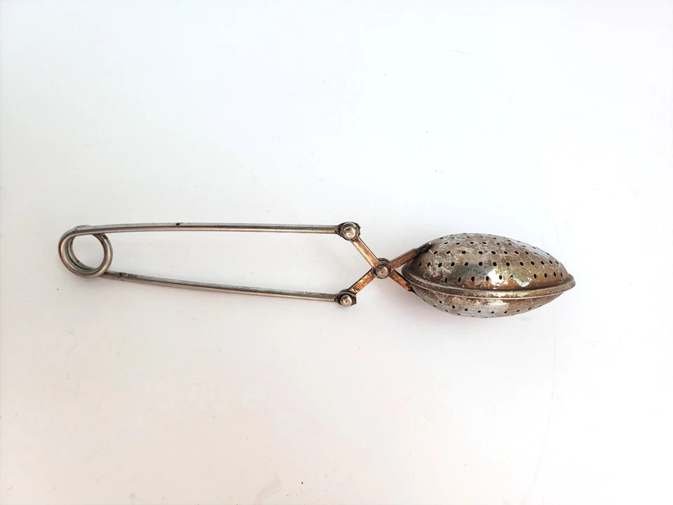 Vintage Spring Type Spoon Shaped Metal Tea Infuser or Strainer - Japan - Image 2 of 4