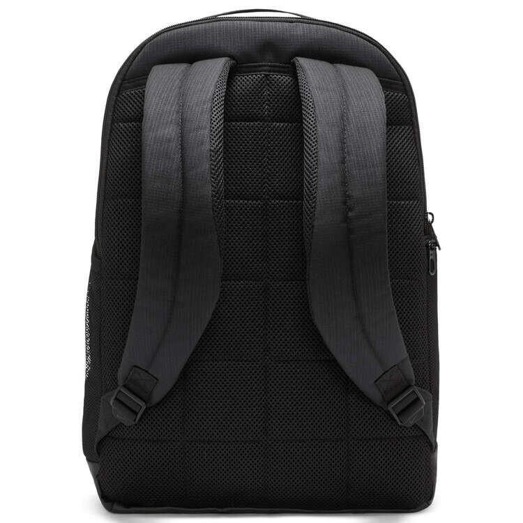 Nike ブラックリュック Nike Brasilia 9.5 Backpack 24L School/Work/Gym Black-White