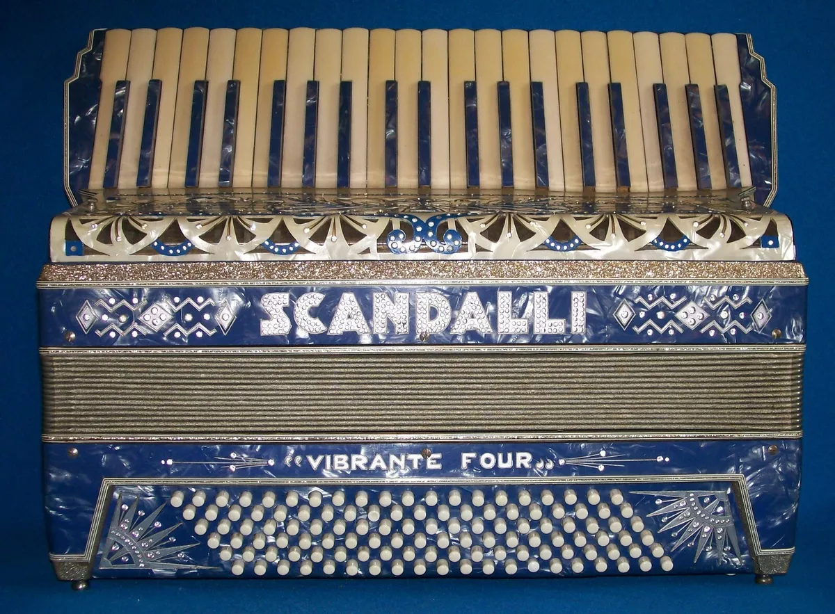 SCANDALLI ACCORDION VIBRANTE FOUR 120 BASS ART DECO