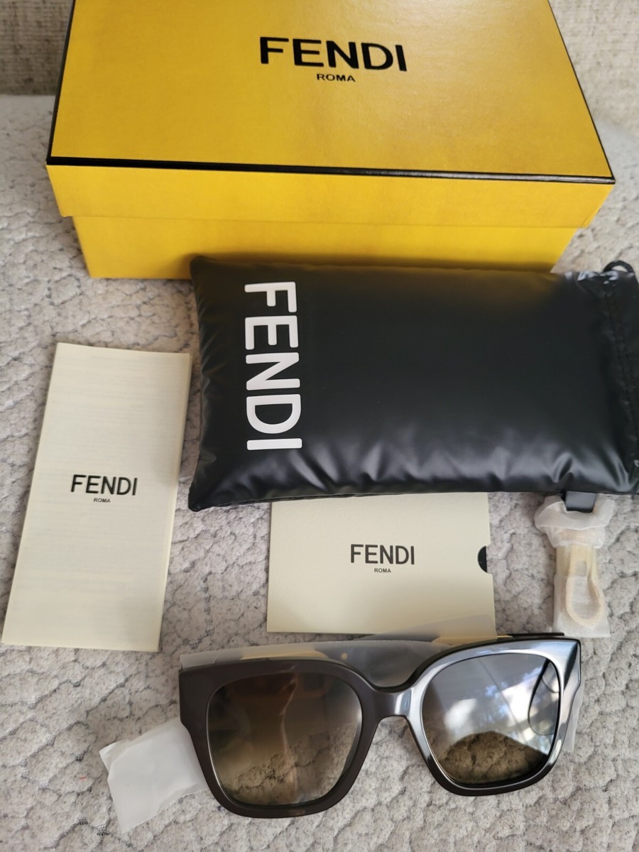 【送料&関税込】Fendi Round Wayfarer Sunglasses fendi-fendi-sky-round-