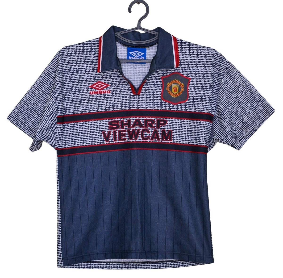 マンチェスターユナイテッドawayユニ1995〜1996 MANCHESTER UNITED 1995/1996 AWAY FOOTBALL SHIRT UMBRO L BOYS