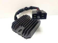 REGOLATORE DI TENSIONE PER SUZUKI BURGMAN 125-150-200-250-400 1998 1999 2000