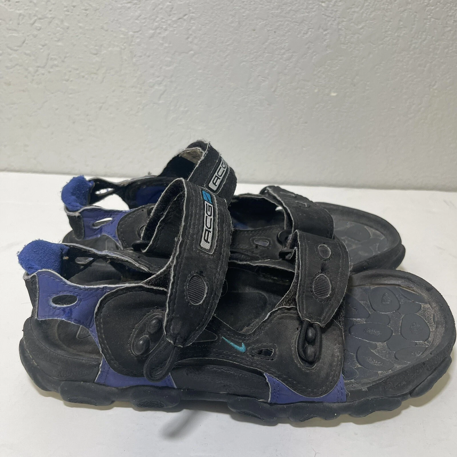 Sandali sportivi Nike ACG Air vintage donna neri taglia 8 1996