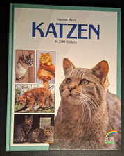 Katzen in 200 Bildern von Yvonne Rees