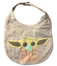 Star Wars The Mandalorian Grogu Baby Bib 18 Months Gray, Green, Tan Snap Closure