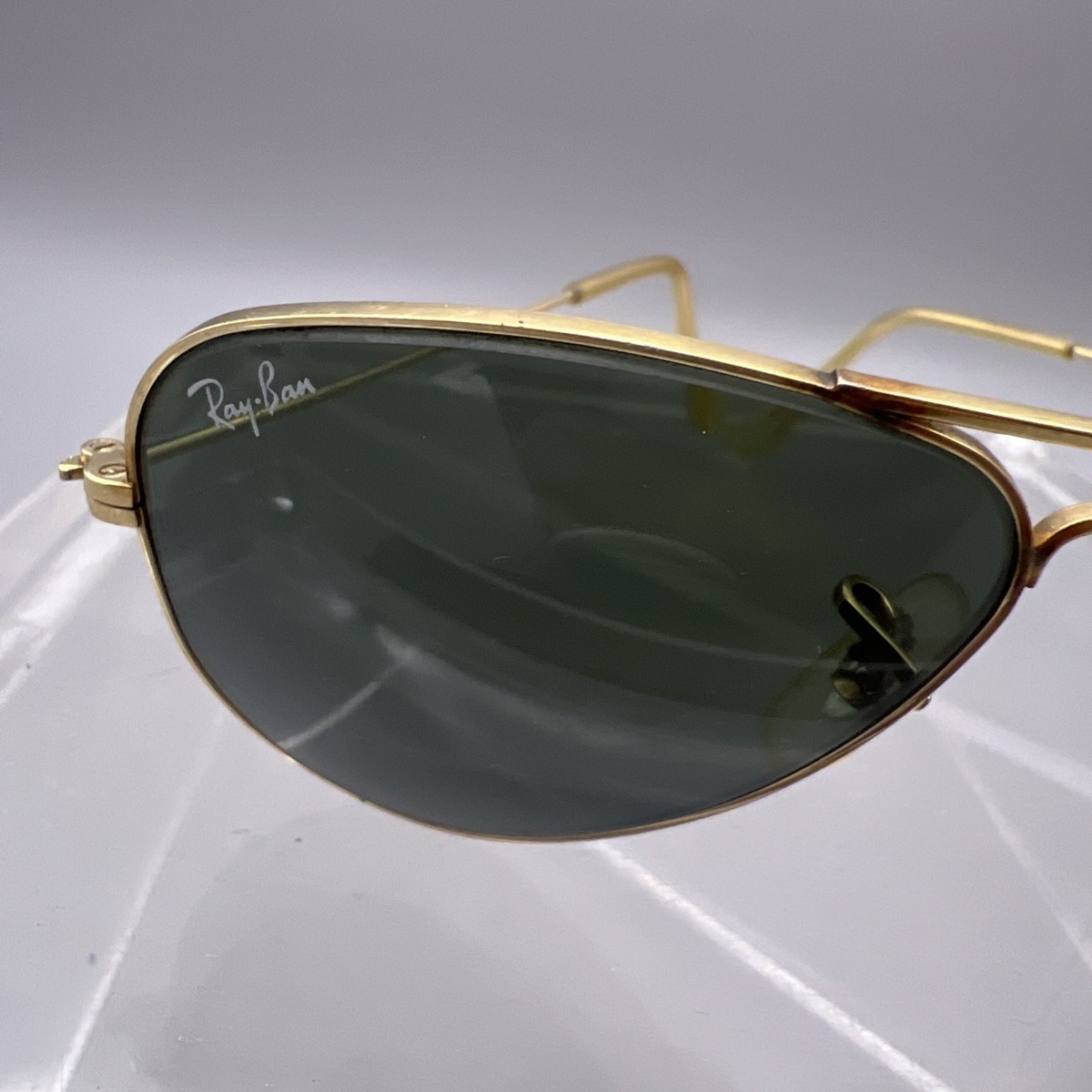 Ray-Ban B&L RB3044 AVIATOR ヴィンテージ サングラス Vintage 1980s Ray Ban Bausch & Lomb RB3044 Aviator L0207 Gold