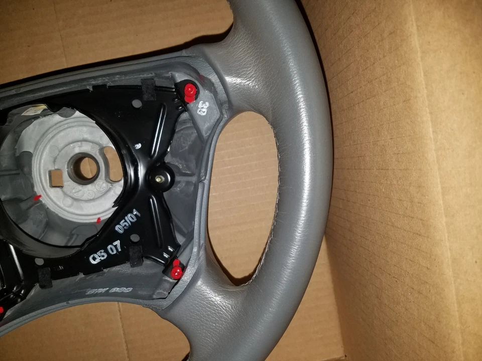 2000 TO 2003 MERCEDESCLK320 CLK430 E320 E430 DRIVER LEFT STEERING WHEEL GRAY OEM - Image 4 of 4