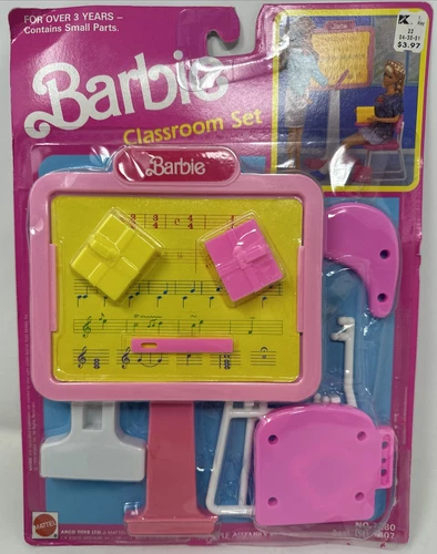 Mattel Barbie Classroom Set no.7280  Student Desk Chalk Instruction Board