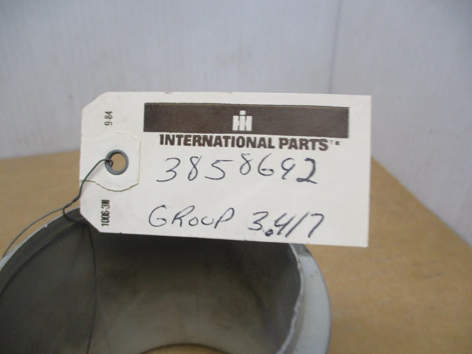 GM 3858692 - Image 2 of 4