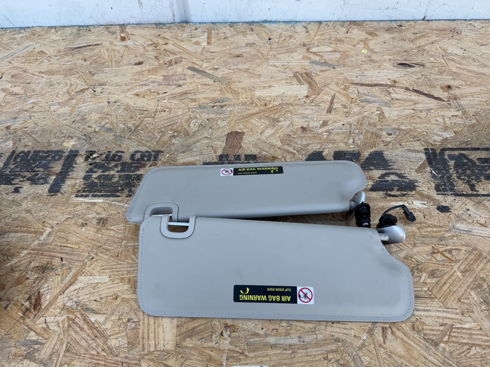 Bentley Flying Spur 2013-2018 RIGHT Sun visor