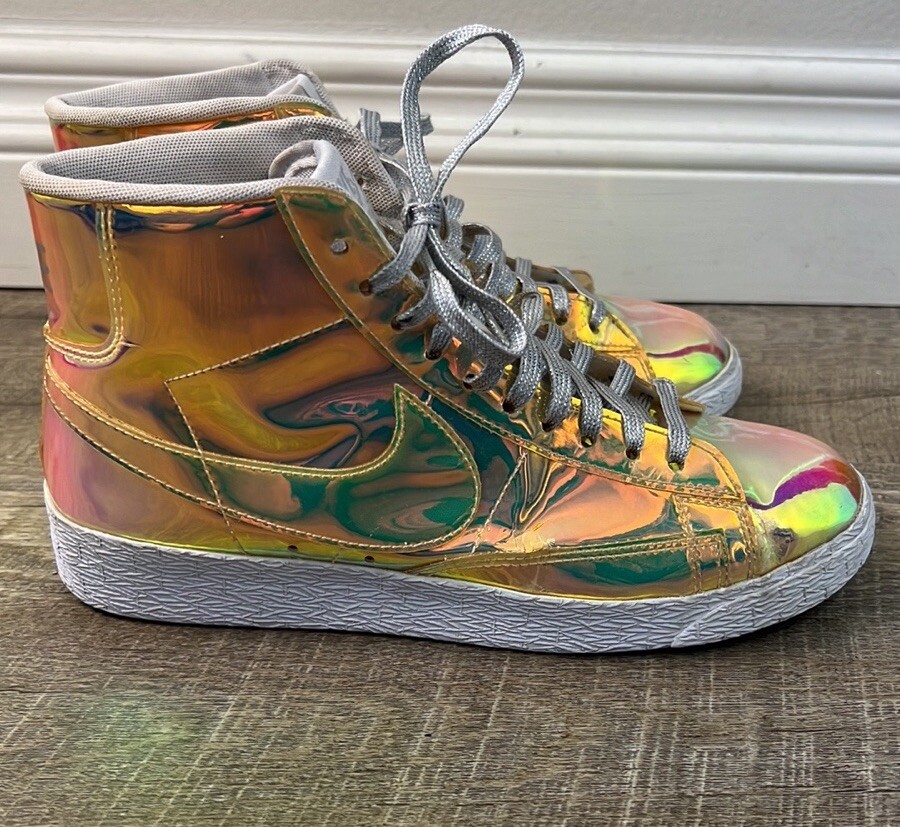 nike blazer mid iridescent
