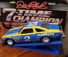 1/24 Display Stand Ramp NASCAR Arc Elite