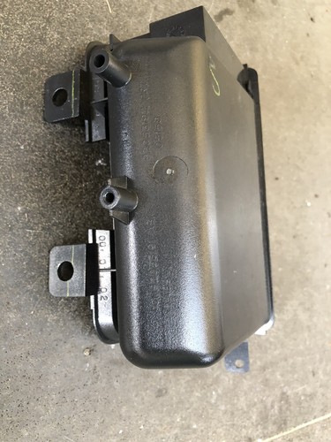 HOLDEN COMMODORE VT VX Front Console Compartment Grey GENUINE - Picture 3 of 5