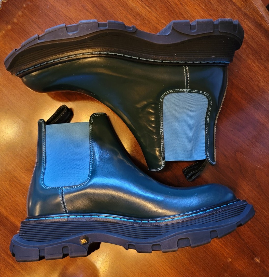 Alexander McQueen Tread Chelsea Boots Size 6.5 NEW Chunky
