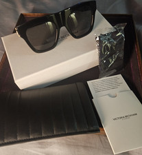 Victoria Beckham VB675S 001 Oversized Sunglas...