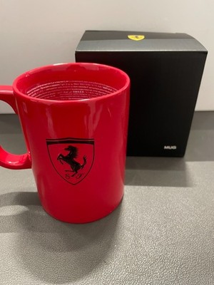 Ferrari Essential Range 3D Shield rot Tasse
