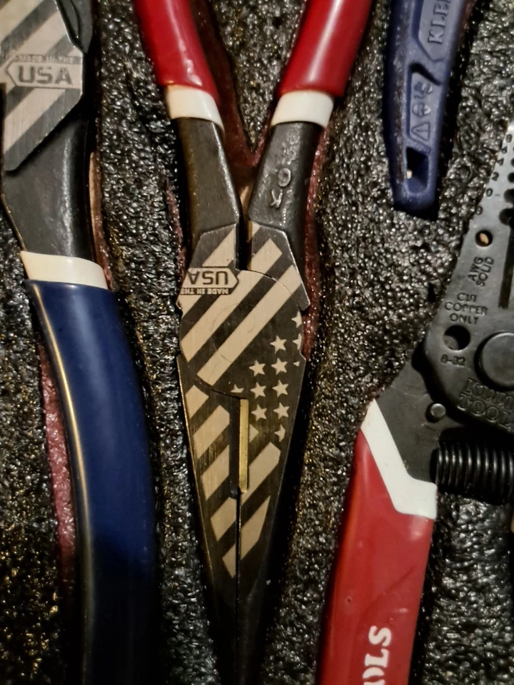 Klein Tools Limited Edition Blackout and American Forged  Sets In A Case - Image 3 of 4