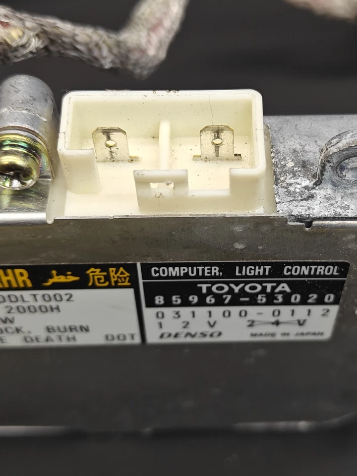 Faro delantero lastre izquierdo o derecho Lexus IS300 2001-2005 OEM COMO NUEVO ESTADO Foto 3 de 4