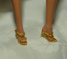 BARBIE SHOES -MODEL MUSE HOLIDAY 2025 GOLD HI...