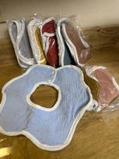 6 Pack Muslin Baby Drooling Bibs Soft Multi-Layer 0-3 months (unisex)