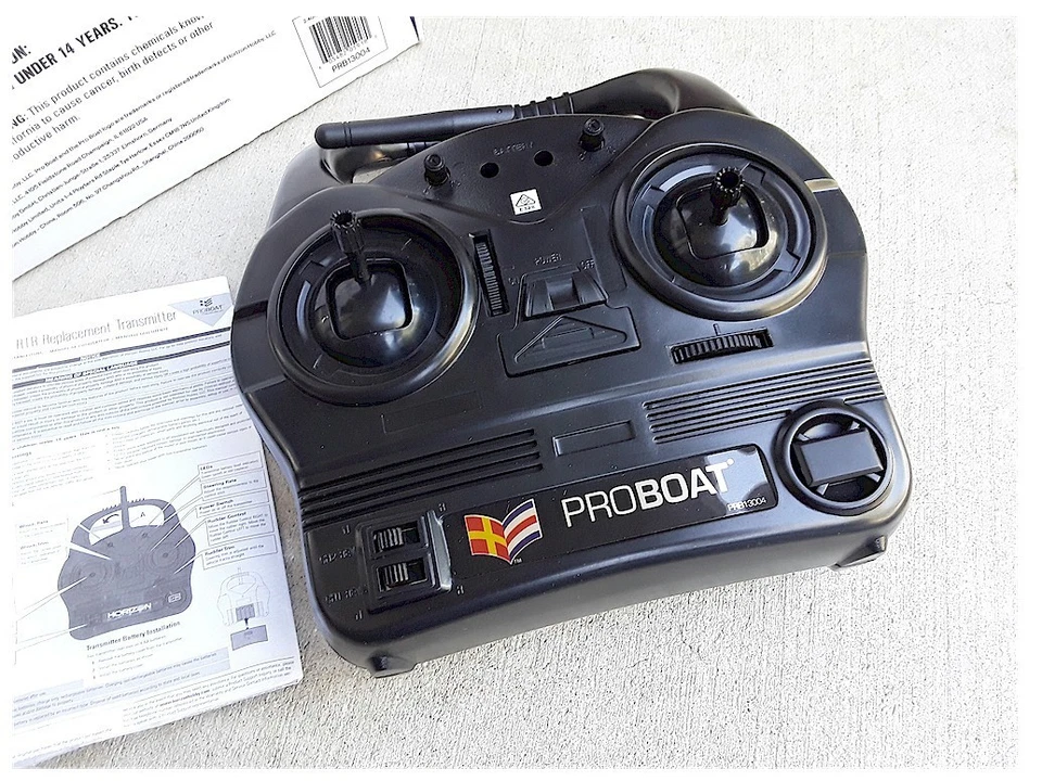 RC Pro Boat PRB13004 2.4GHz Marine Transmitter 2-Channel V3 Discontinued New - Image 2 of 3