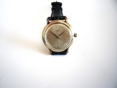 Mechanische Uhr  Zentra