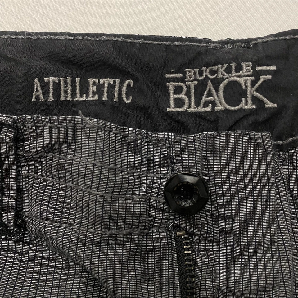 Pantalones Cortos Informales BKE Hebilla Negros 36 x 11" Ajuste Atlético "Hollwood" Rayas Negras Foto 4 de 4