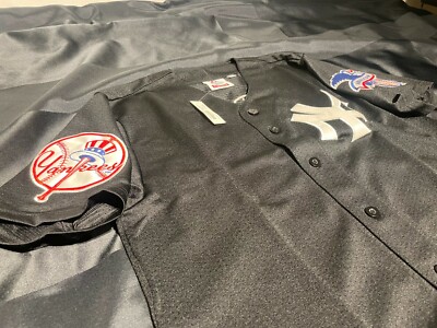 RARE DS SS15 SUPREME x MAJESTIC NEW YORK YANKEES BASEBALL JERSEY