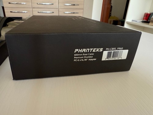 Phanteks PH-CBRS_PR60 600 mm Riser Cable Premium Shielded PCI-E X16 90° Adapter - Afbeelding 2 van 6