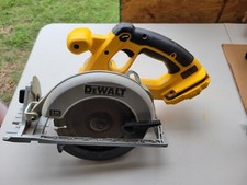 DeWalt DC390 6 1/2” 18V Circular Saw, W/ Key, No Battery TOOL ONLY.