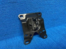 2011-2017 AUDI A8 D4 HOOD RIGHT OR LEFT LOCK STRIKER RETAINER PLATE BRACKET OEM 