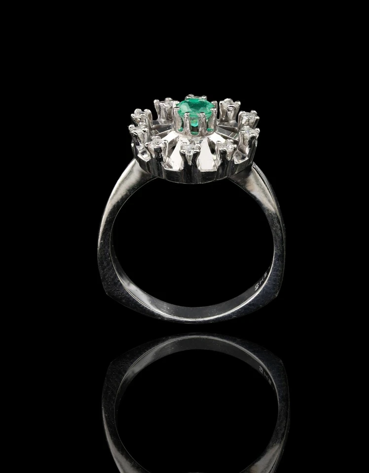 585/ 14kt Weißgold Ring mit Smaragd + weißen simulierten Diamanten Ringgröße 56 - Bild 2 von 3