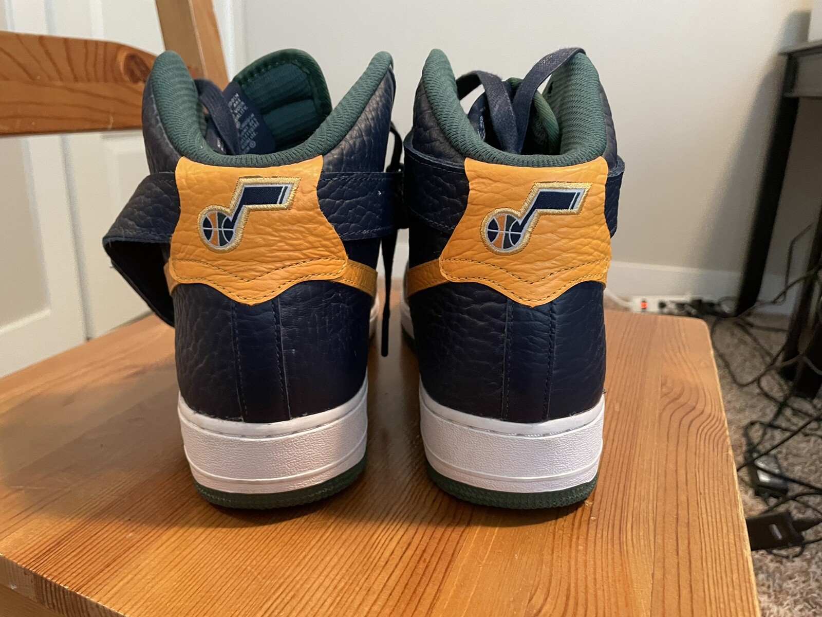 Nike Air Force 1 Utah Jazz NBA Yellow Navy Green High Top Size 10.5 Men's New