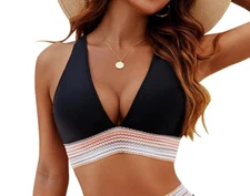 Blooming Jelly Womens Bikini Top Black Medium Textured Hem Vneck Swim Wear NWT