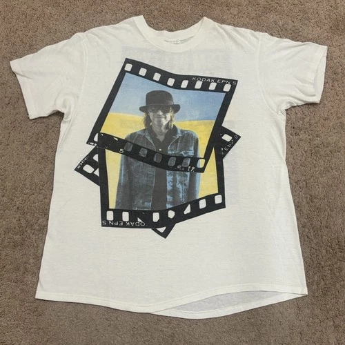 Tom Petty and The Heartbreakers Tour Shirt Mens 1990s vintage concert t-shirt, vintage, size XL, single stitch, B+ condition