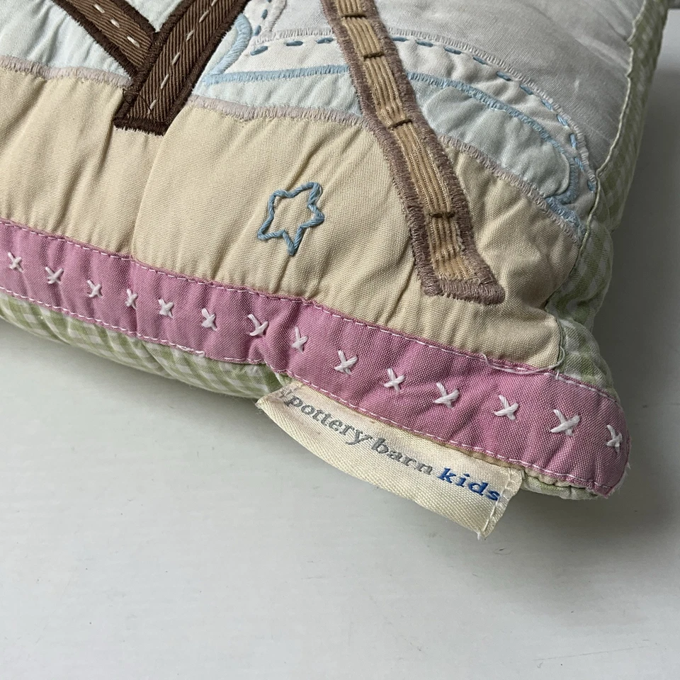 Travesseiro Pottery Barn Kids Surfer Girl BEACH HUT 10" - Verde xadrez nas costas - Imagem 4 de 4