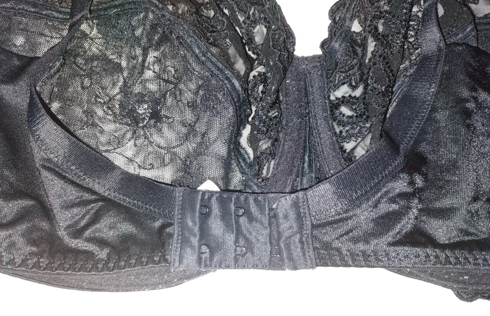 Sujetador de encaje transparente sin relleno Wacoal, negro, talla 42D Foto 3 de 4