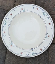 MIKASA ANNETTE INTAGLIO BOWLS CAC20 LARGE RIM 9 3/8