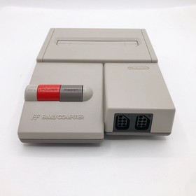 Nintendo New Famicom Console AV HVC-101 Controller Made in Japan NES Tested