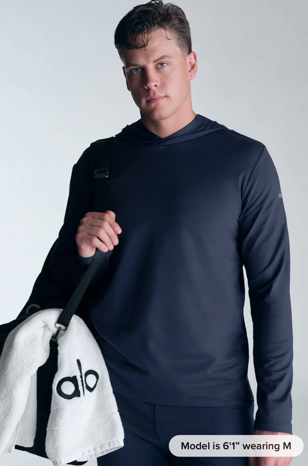 New Alo Yoga Conquer Reform Long sleeve Hoodie  MSRP Navy Blue  Men’s Size M