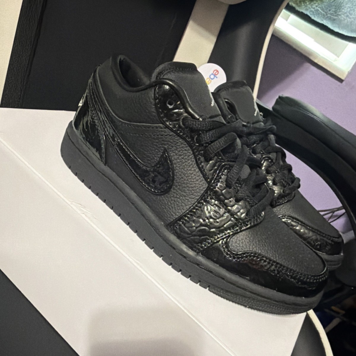 Nike Air Jordan 1 Low G ブラック 11 (29cm) Jordan 1 Low Black Air Jordan Leather Upper Low Top Sneaker for