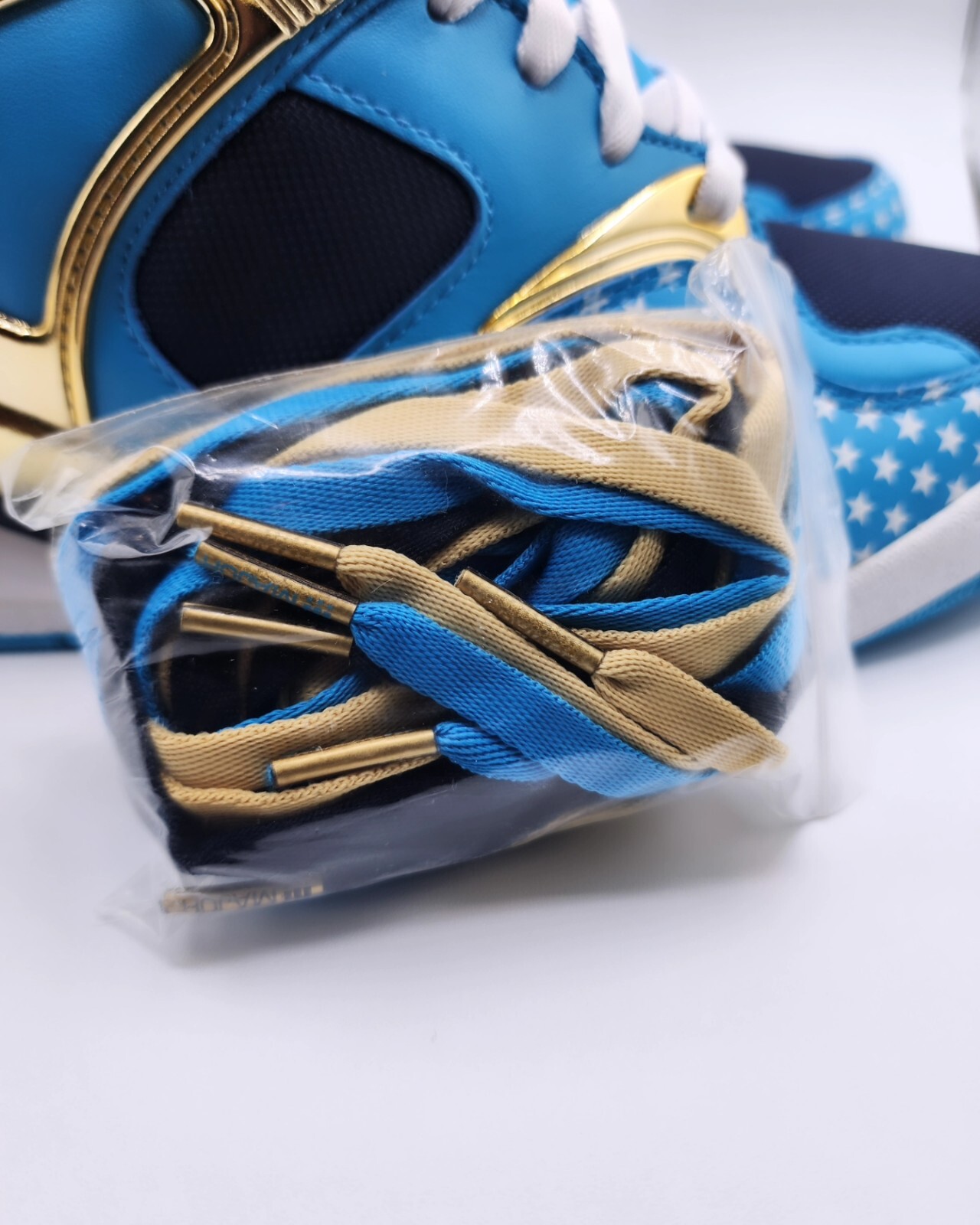 Size 11 - Reebok Major x The Pump Certified 25th Anniversary image 7