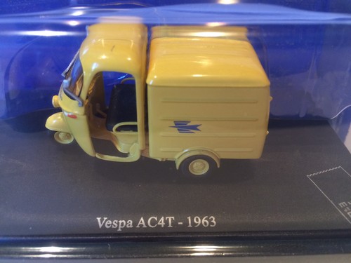 VESPA AC4T 1963 LA POSTE SCALE 1/43 NOREV