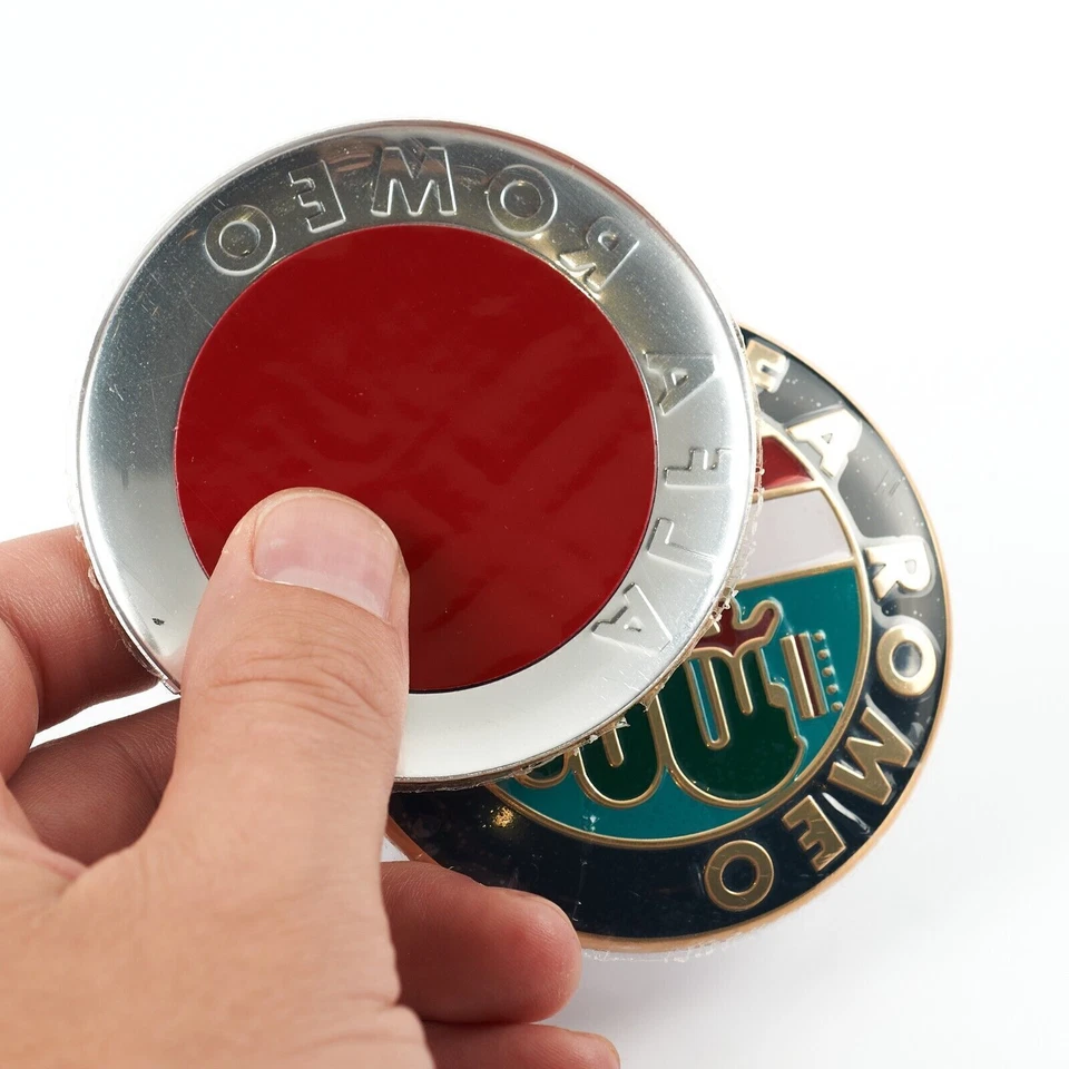 2x 74mm Alfa Romeo Vorne und Hinten Emblem 147 156 GT 159 Brera Mito Giulietta - Bild 3 von 4